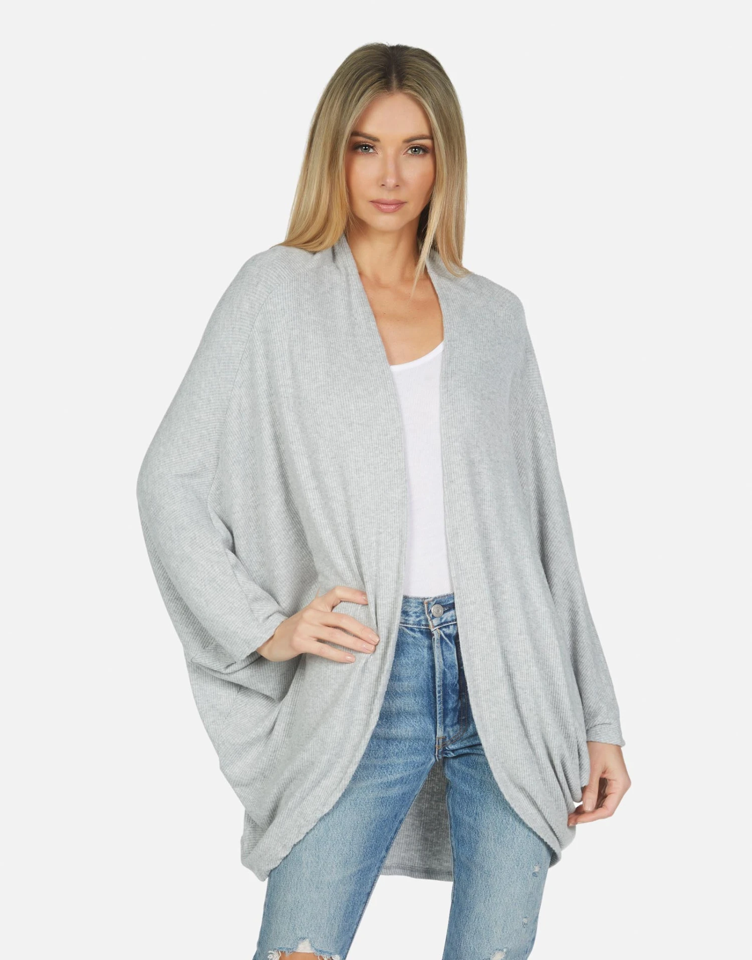 Isla X Spray Kiss 4 Isla X Spray Kiss - Image 2