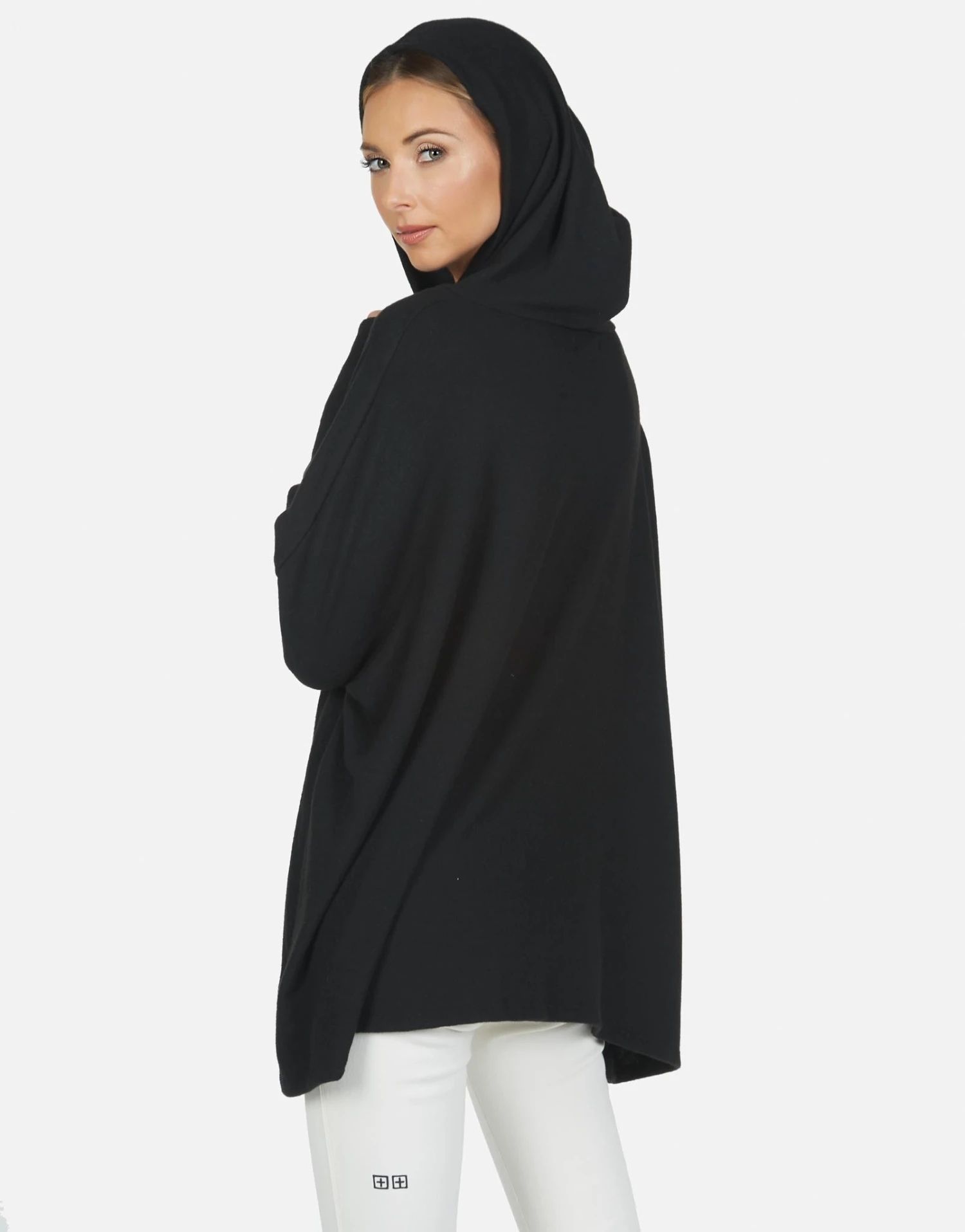 Wilma Nailhead Skull 6 Wilma Nailhead Skull - Image 4