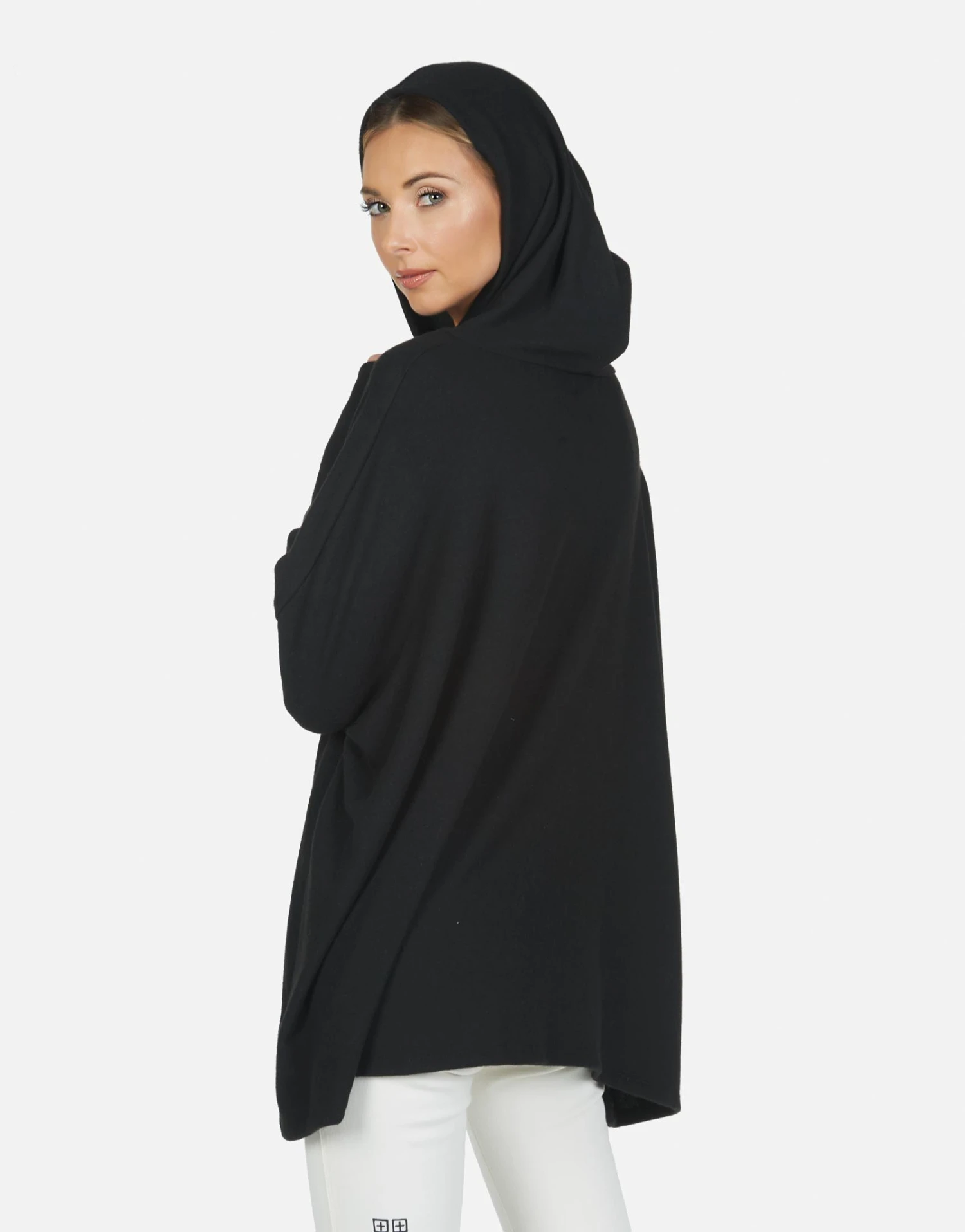 Wilma X Beaded Chain Skull 4 Wilma X Beaded Chain Skull - Image 2