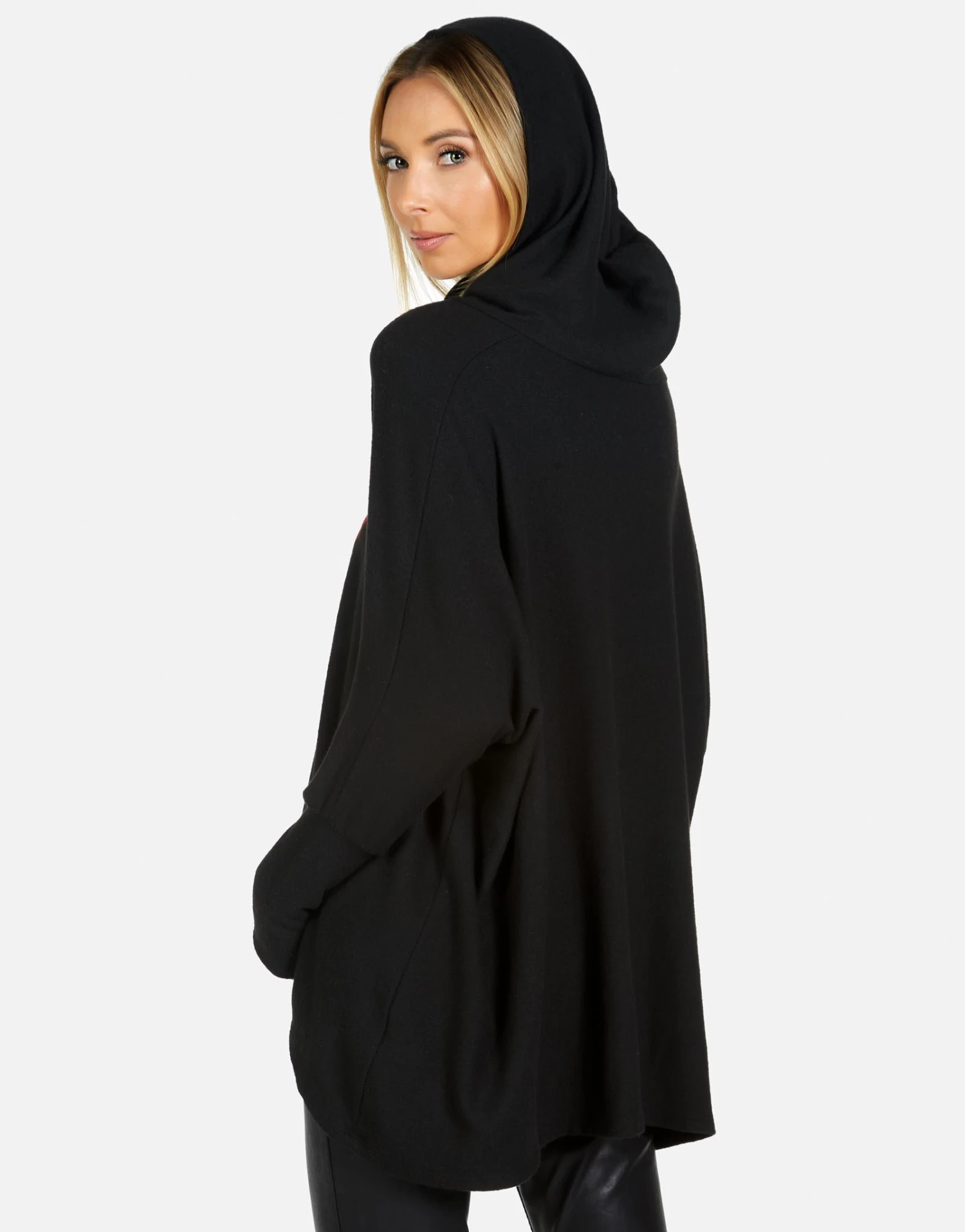 Wilma X Make Love Not War 4 Wilma X Make Love Not War - Image 2