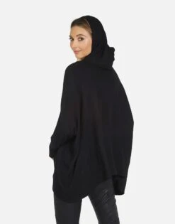 Wilma X Rock Truck -Sweater Store 1092 HAC X14730 BLK 03