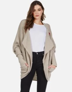 Daya Chain Heart Stars 12 Daya Chain Heart Stars -Sweater Store 1323 CSM 32783P98 OTL chain heart stars cardigan lauren moshi 06