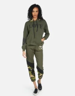 Melanie Camo Lip -Sweater Store 1334 CSA 24048 FRCMO 02