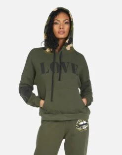 Melanie Camo Lip -Sweater Store 1334 CSA 24048 FRCMO 05 1