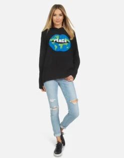 Namiko World Peace Lips 18 Namiko World Peace Lips -Sweater Store 1339 CSM 14022 BLK 07