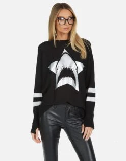 Halsey Star Shark 9 Halsey Star Shark -Sweater Store 1427 CSM 13875F BLKCRME 04