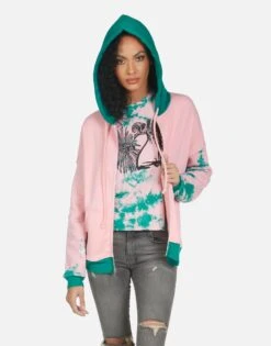 Luann 90210 22 Luann 90210 -Sweater Store 1442 CSA 14144 TPDM 08