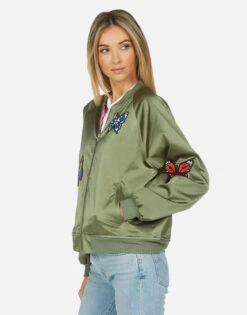 Levelle Butterfly Patches -Sweater Store 1455 MSA 3P152 MLHPK 09