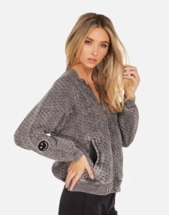 Sherine X Crystal Tiger Peace -Sweater Store 1490 QLT X2P183 BKMN 06