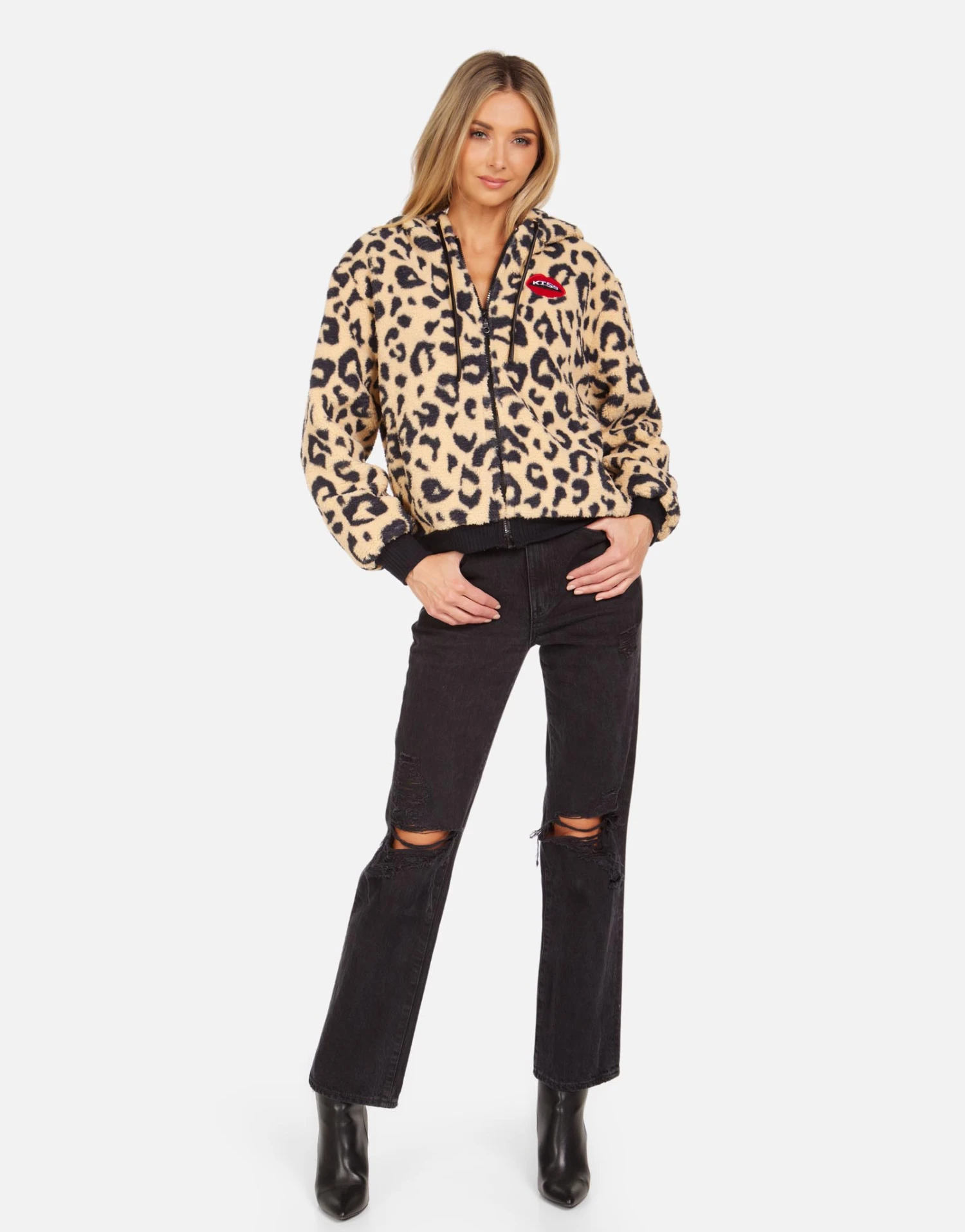 Esperanza X Red Kiss Lip 6 Esperanza X Red Kiss Lip - Image 4