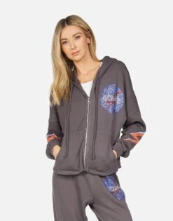 Giselle Crystal Bowie Space