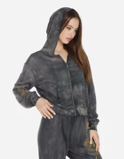 Lachelle Lightning Snake 11 Lachelle Lightning Snake -Sweater Store 1544 FTL 24930 SFONX 07