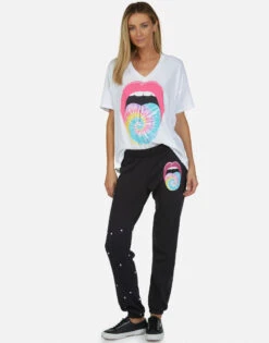 Gia Tie Dye Tongue -Sweater Store 2229 VCT 13583 WHT 02 f3c44713 01f2 450b b9bb e898a04c4e54