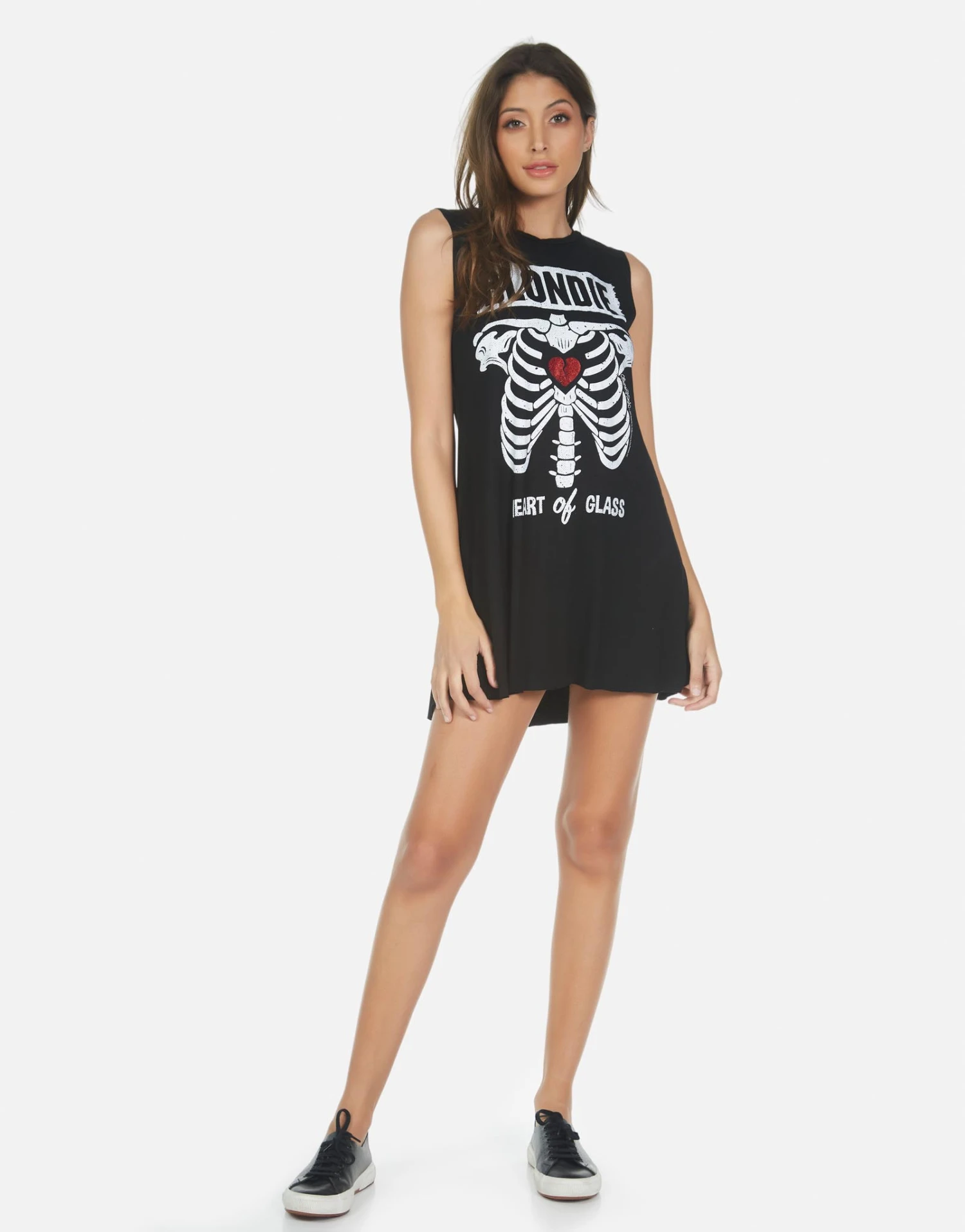 Deanna Blondie Heart 4 Deanna Blondie Heart - Image 2