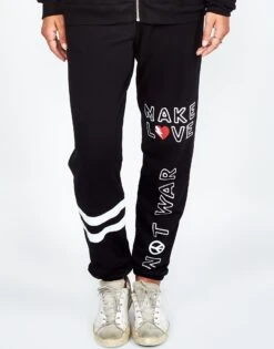 Gia Make Love Not War