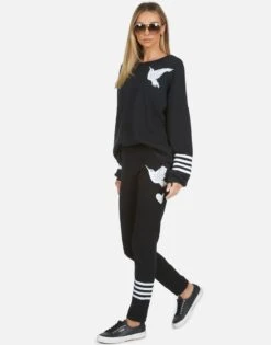 Gia Hummingbird Love -Sweater Store 4009 CSA 13733 BLK 05