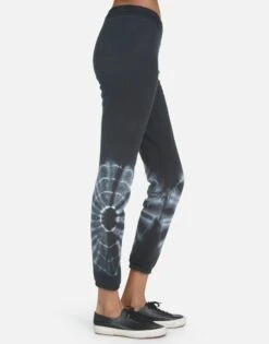 Gia Text Happy Face 22 Gia Text Happy Face -Sweater Store 4009 CSA 14147 LUE 05