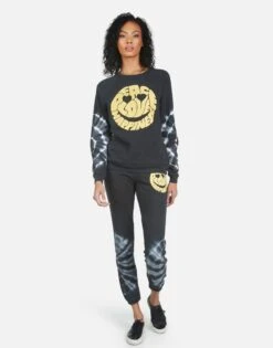 Gia Text Happy Face 27 Gia Text Happy Face -Sweater Store 4009 CSA 14147 LUE 10