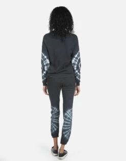 Gia Text Happy Face 31 Gia Text Happy Face -Sweater Store 4009 CSA 14147 LUE 14