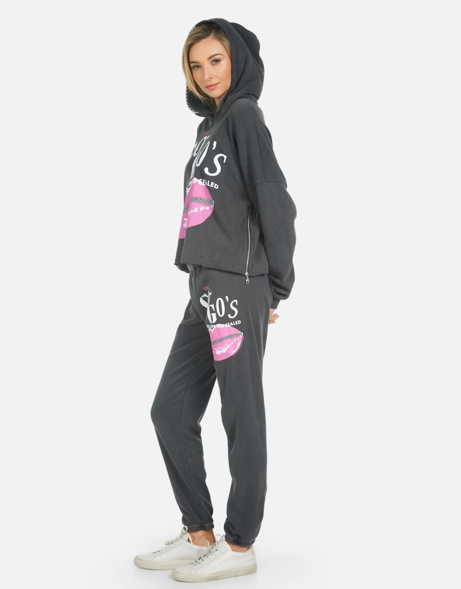 Gia The Go-Go's 13 Gia The Go-Go's - Image 11