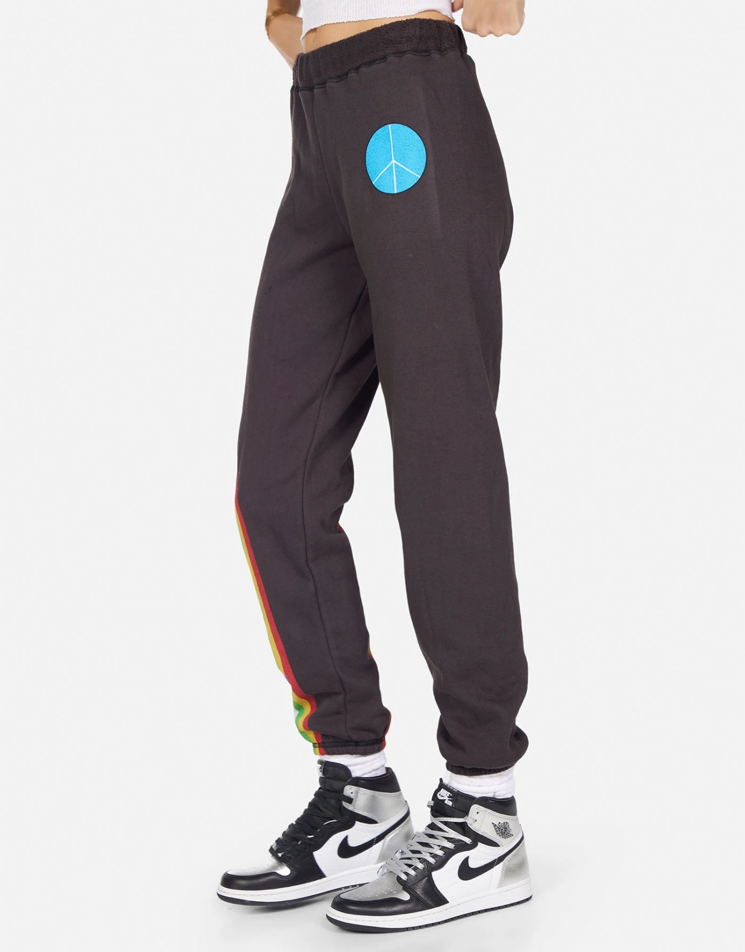 Gia Peace Ray 5 Gia Peace Ray - Image 3