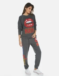 Tanzy Kiss Lip 24 Tanzy Kiss Lip -Sweater Store 4031 FTL 14198 PBK 07