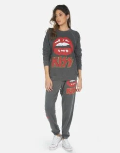 Tanzy Kiss Lip 29 Tanzy Kiss Lip -Sweater Store 4031 FTL 14198 PBK 12