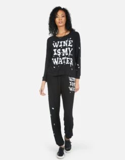 Tanzy Wine Is My Water -Sweater Store 4031 HAC 14162 BLK 04