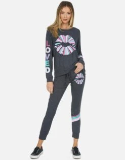 Kizzy Rainbow Ray Lip -Sweater Store 4056 HAC 13667 HEB 03