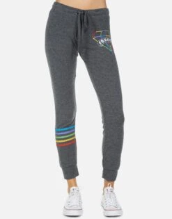 Kizzy Bone Diamond -Sweater Store 4056 HAC 13926 HEB 02