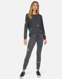 Kizzy Lucky Elements -Sweater Store 4056 HAC 34016 HEB 05