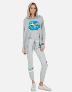 Kizzy World Peace Lips -Sweater Store 4056 HAC 34024 HEG 10