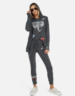 Kizzy Electric Elephant Elements 14 Kizzy Electric Elephant Elements -Sweater Store 4056 HAC 34072 HEB 06