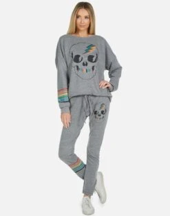 Uri Rainbow Electric Skull 12 Uri Rainbow Electric Skull -Sweater Store 4073 HGT 13823 HEG 05