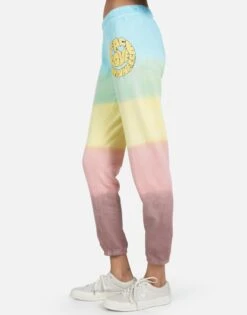 Brynn Text Happy Face 16 Brynn Text Happy Face -Sweater Store 4092 FTL 14147 RNOM 03