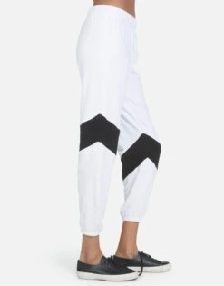 Ophelia 90210 18 Ophelia 90210 -Sweater Store 4116 CSA 14144 WBK 05