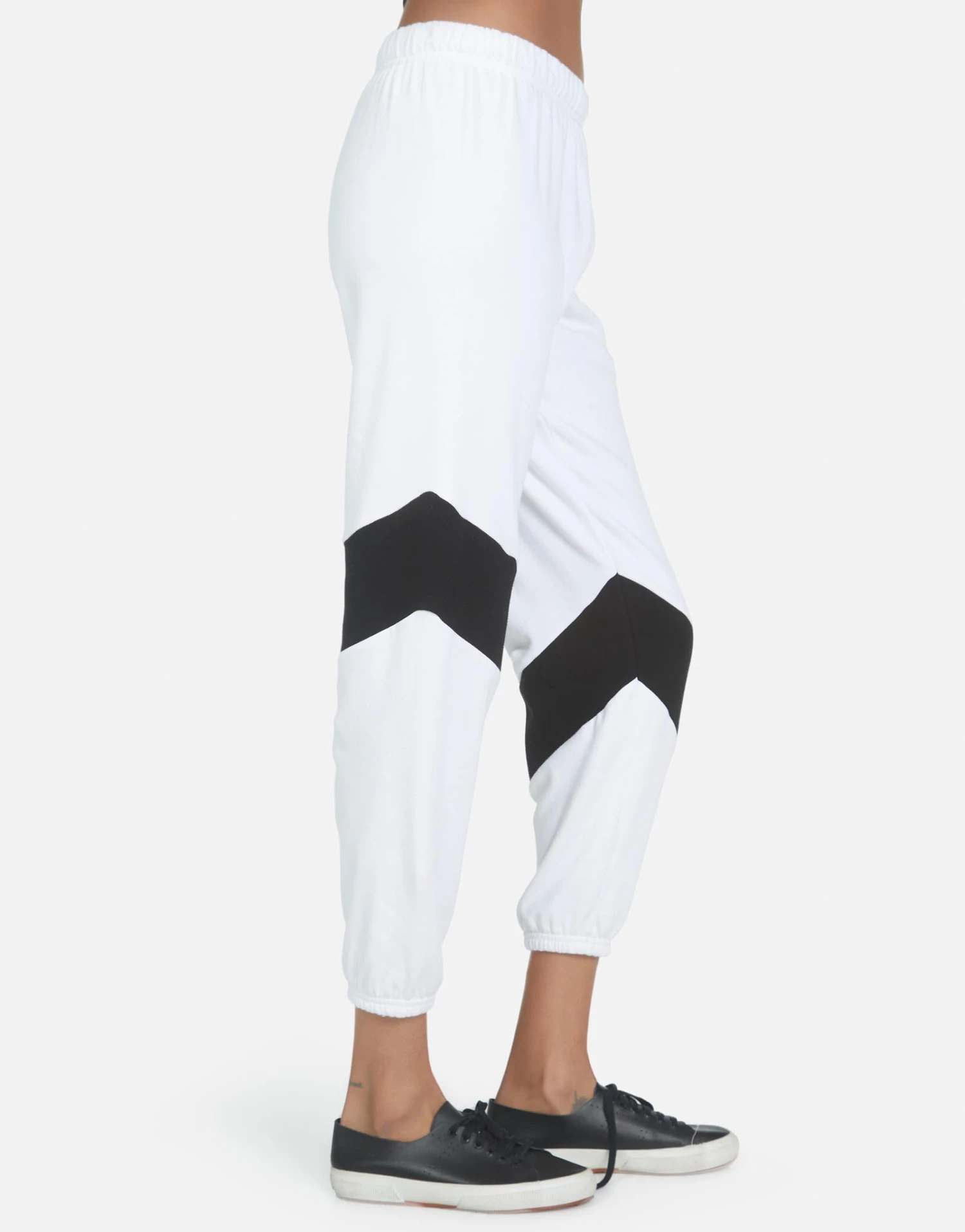 Ophelia 90210 8 Ophelia 90210 - Image 6