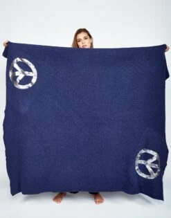 Bexley Foil Vintage Peace -Sweater Store 9117 CSM 32474 NVY 02