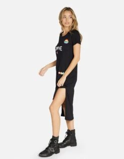 Genesis #1 Love Rainbow Lip -Sweater Store LM 4 17 235460