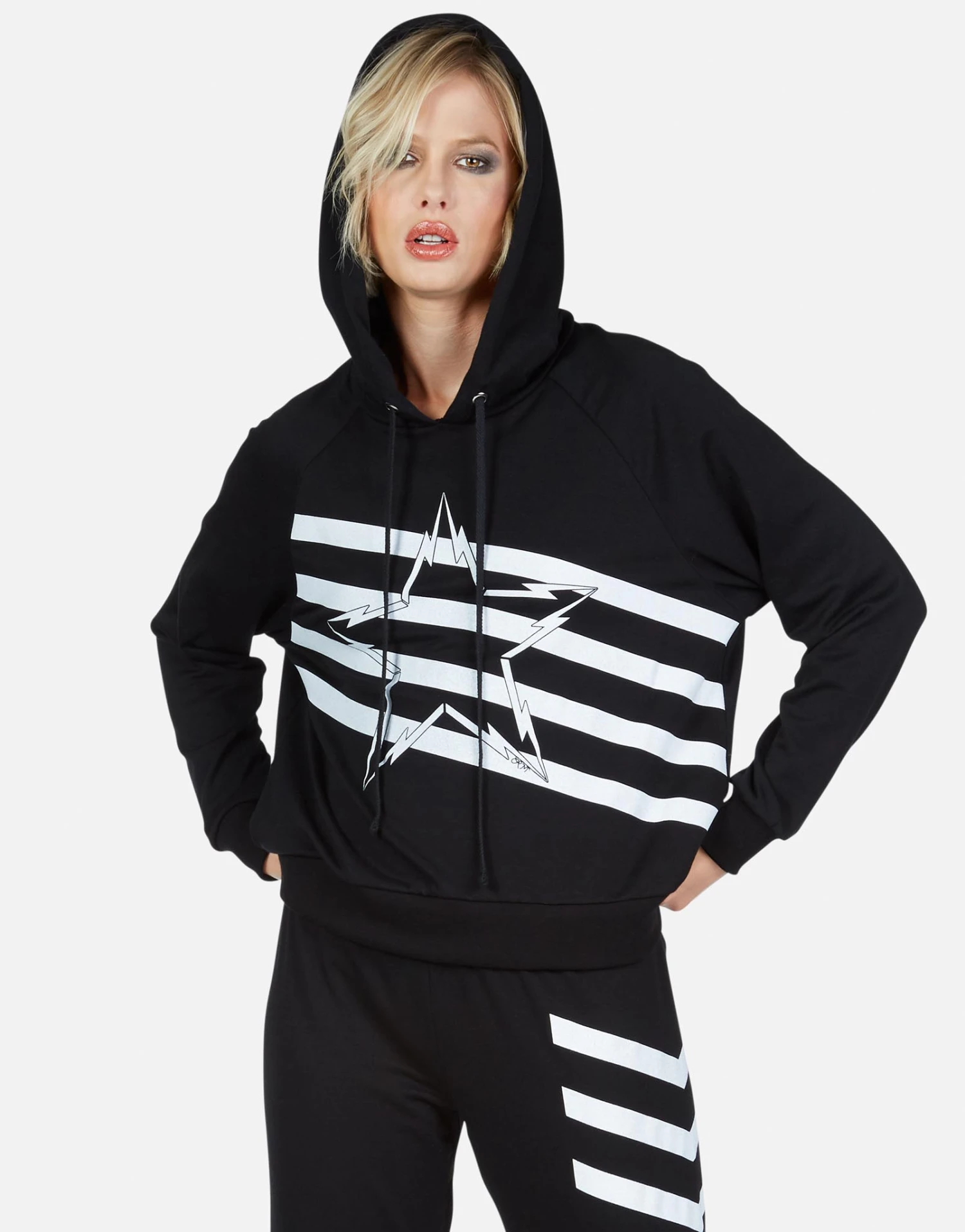 Mynx Lightning Bolt Star 3 Mynx Lightning Bolt Star