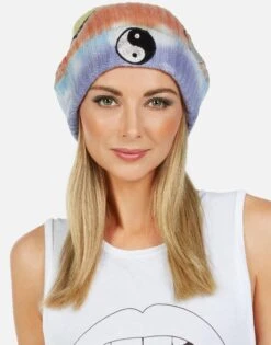 Blix Happy Peace Love 19 Blix Happy Peace Love -Sweater Store lauren moshi happy peace love patches cashmere beanie 9073 CSM 1P132 HVSTCD 02