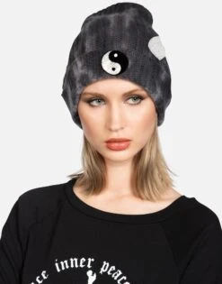 Blix Happy Peace Love 24 Blix Happy Peace Love -Sweater Store lauren moshi happy peace love patches cashmere beanie 9073 CSM 1P132 SMKCLD 01