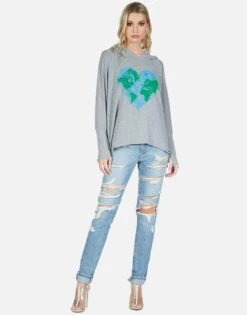 Wilma World Love -Sweater Store lauren moshi world love pullover hoodie 1092 HAC 13106 HEG 16